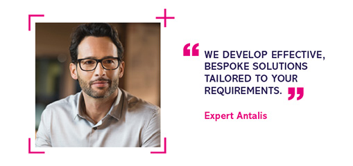 Expert with quote